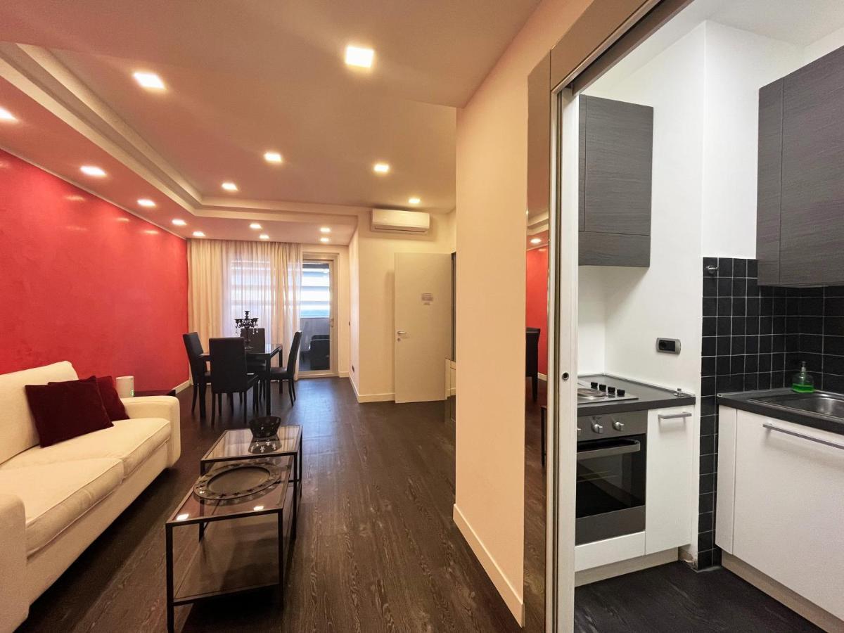 Apartamento Elegante bilocale Torre Pontina Latina Exterior foto