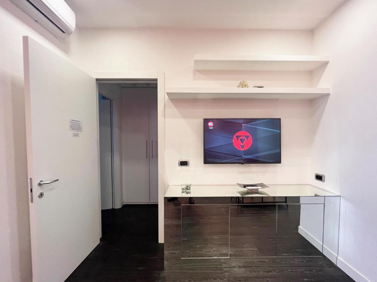Apartamento Elegante bilocale Torre Pontina Latina Exterior foto